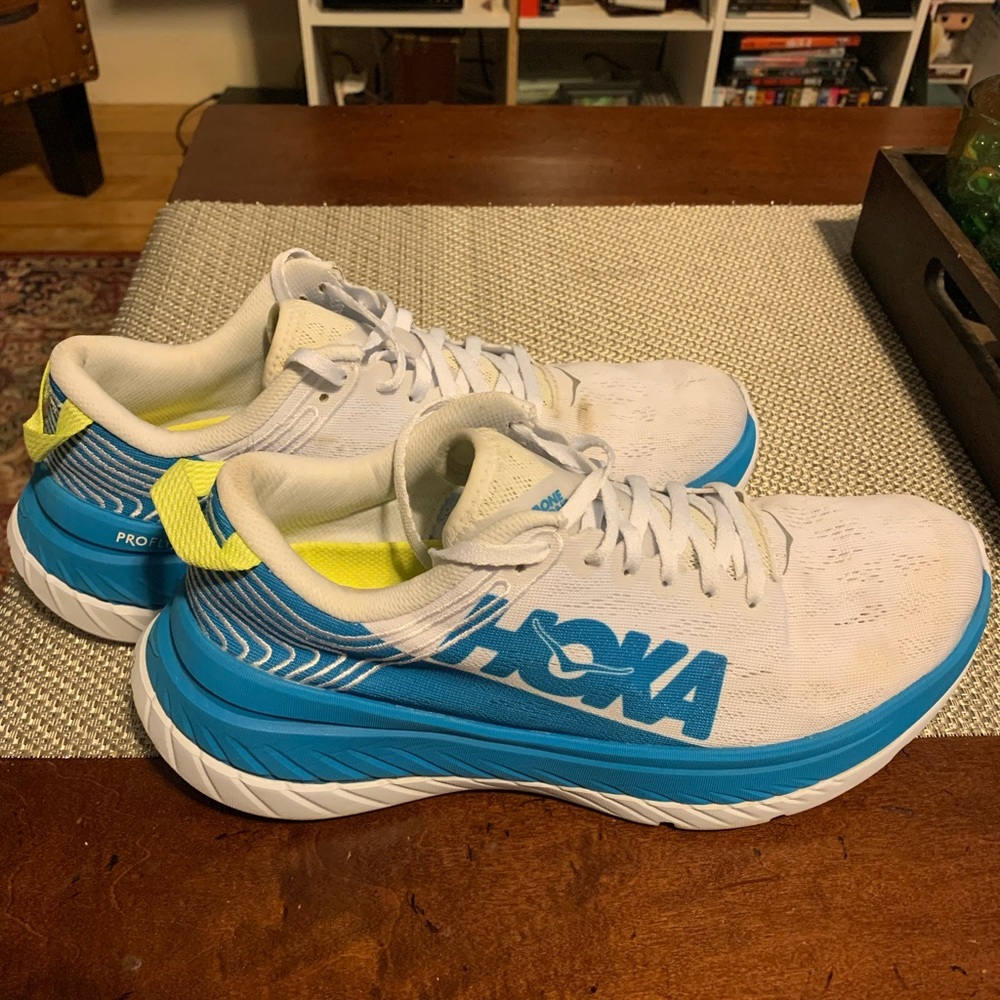 Hoka One One Carbon X
